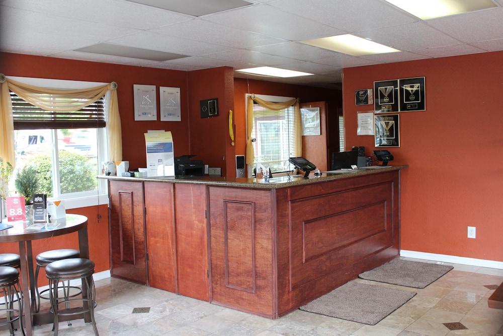 Rodeway Inn Medford South I-5 Bagian luar foto