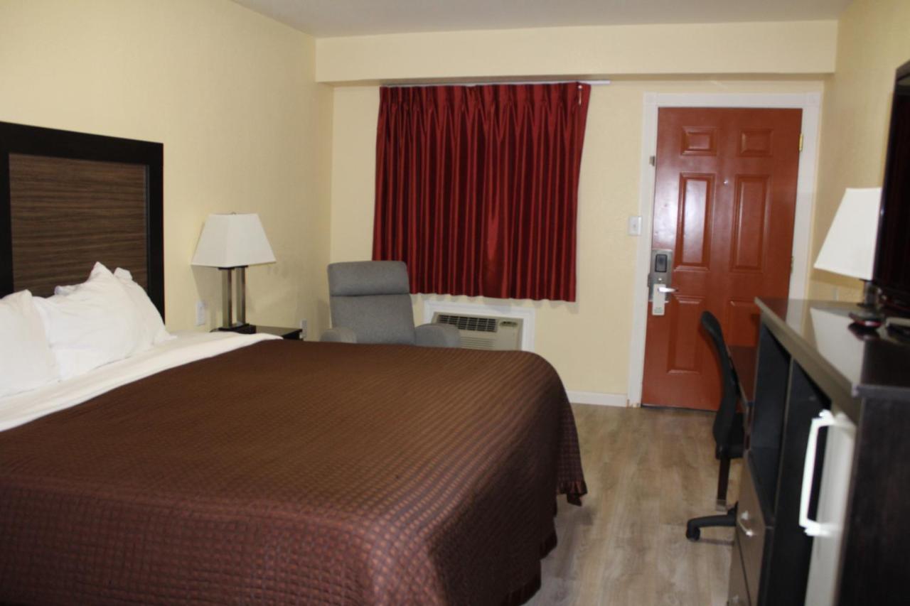 Rodeway Inn Medford South I-5 Bagian luar foto