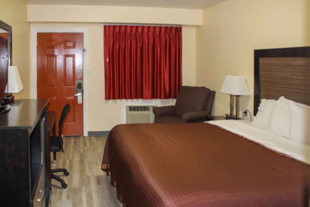 Rodeway Inn Medford South I-5 Bagian luar foto